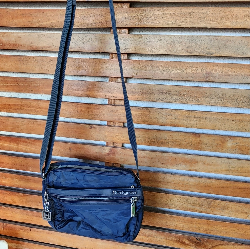 HEDGREN crossbody bag nylon 5 compartment navy blue - Picture 2 of 9